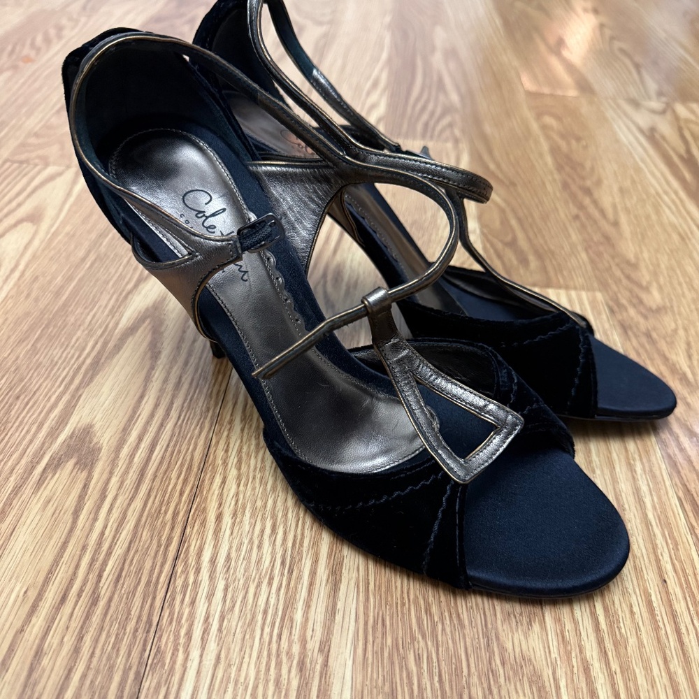 Cole Haan heels 8.5